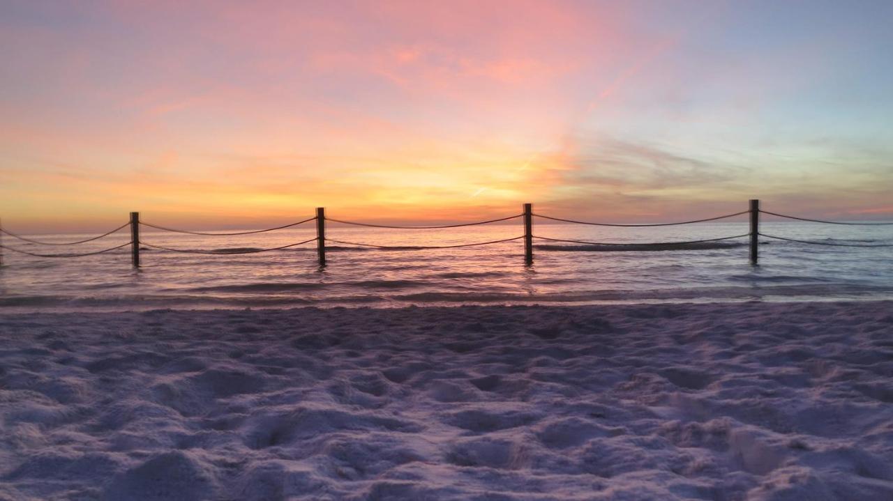 104 Las Brisas Condo St. Pete Beach Bagian luar foto