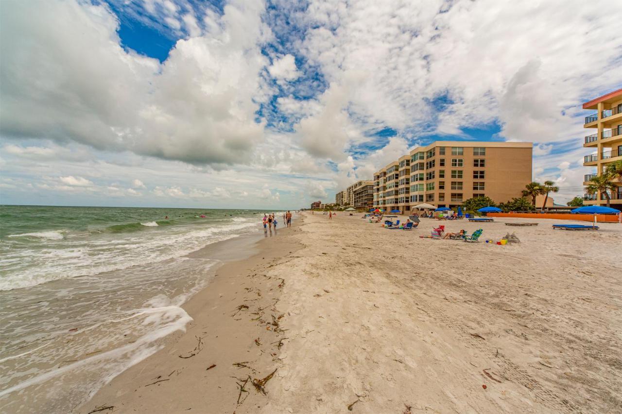 104 Las Brisas Condo St. Pete Beach Bagian luar foto