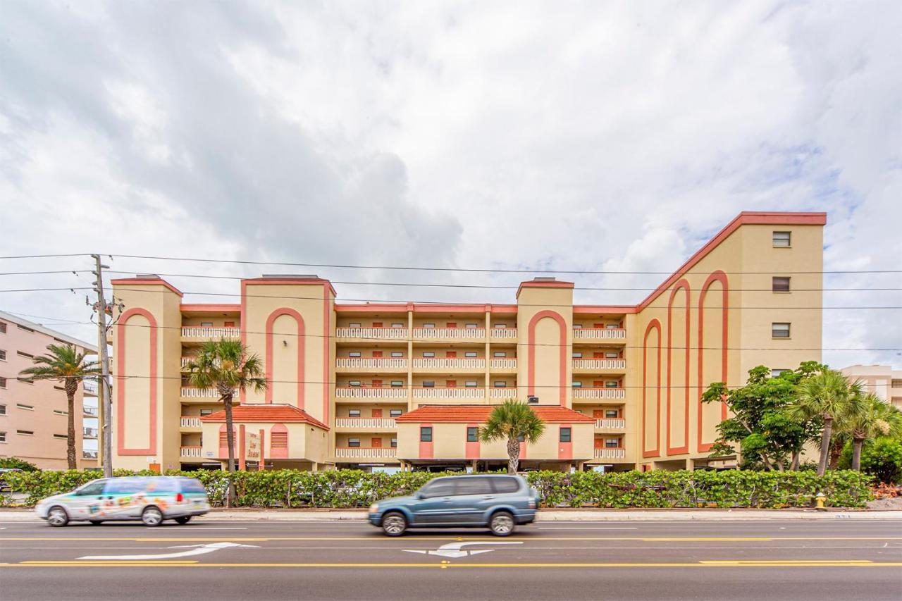 104 Las Brisas Condo St. Pete Beach Bagian luar foto